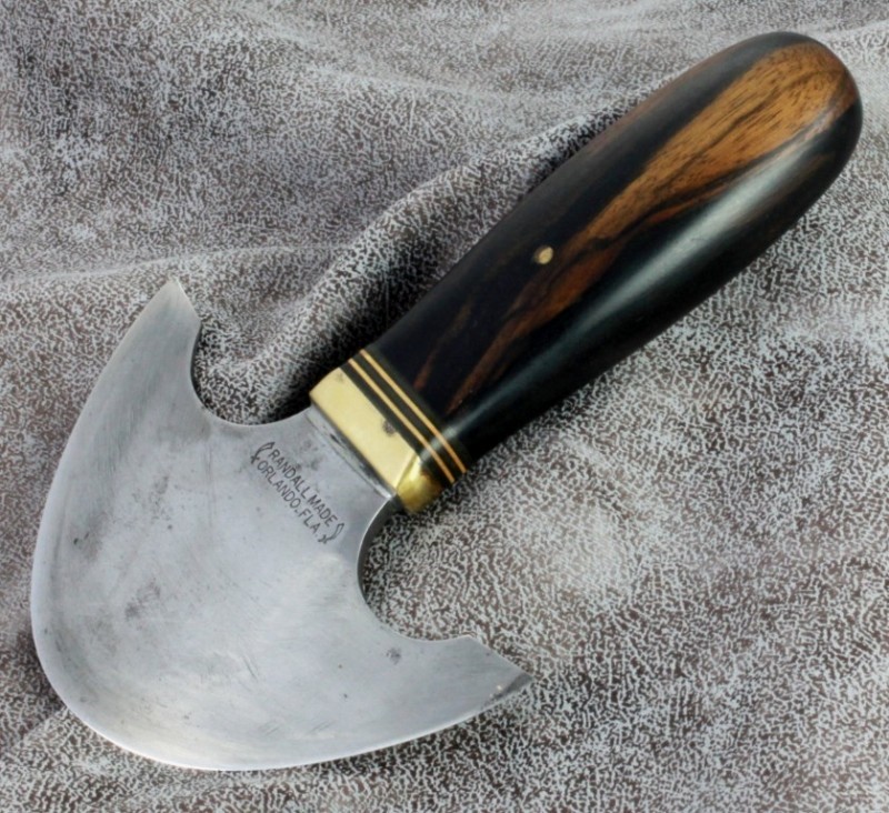 Cap's ULU (Leather Knife) 003.jpg